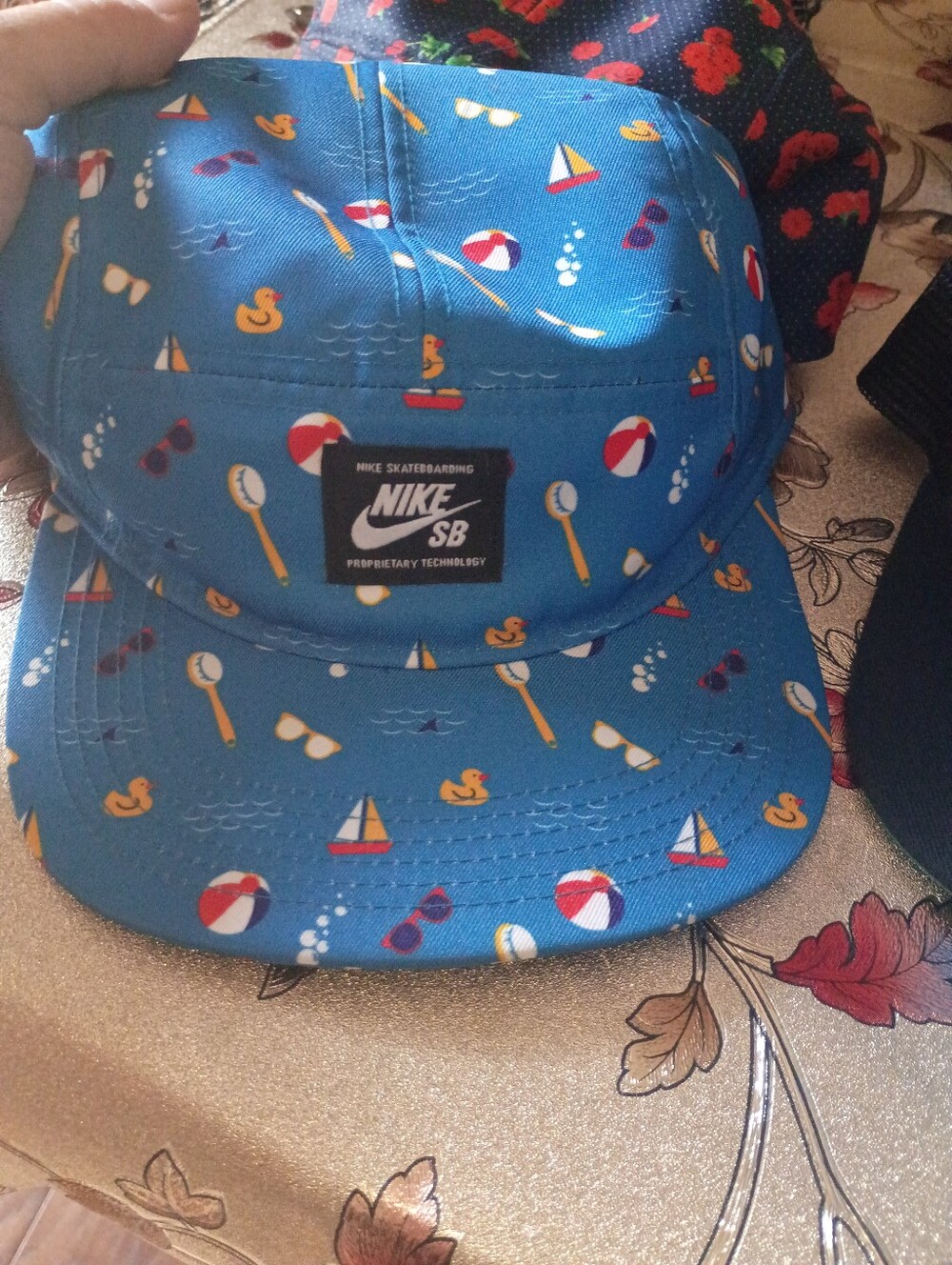 Nike SB Blue Beach-Print 5-Panel Cap with Yellow & Red Accents